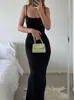 Basic Casual Kleider schwarzer Kleid für Frauen Party Neue sexy lässige Square -Kragen Solid Maxi Kleid Strtwear Fashion Clubwear Elegant Slveless Kleid Y240509