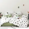 Yatak Seti Dört Parçalı Yatak Yatağı Şık Pamuk Sıcaklık ve Kir Dayanıklı Yorgan Kapağı Basit Baskı Aile El Sayfası Seti