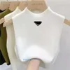 Dames tanktops tee designer t -shirt trui dames gebreide mouwloze elastische zomer strakke bemanningsplooi jumper vrouw outfits