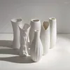 Vases Modern Style Ornaments Aesthetic White Ceramic Vase For Dried Flower Porcelain Home Decor Simple Desk Accessories Interior