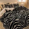 Beddengoed sets koraal fleece winter warme set zebra patroon print zachte vier stuks x41