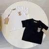 Kids Designer Tops Baby Kids Kids Short Tees Tees Tops Baby Boys Shirts Luxury Girls Fashion Lettre tshirts chilsrens Casual Letter Clothes Imprimé Vêtements T-shirts