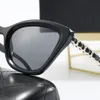 Mens Sunglasses for Woman Man Luxury Designer Sunglasses Womens Fashion Butterfly Frame Sun Glasses Iconic Style Temple UV400 lens Eyeglass Retro Cat Eye lady Shade