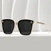 Sonnenbrille 2024 Quadrat Designer Frauen Männer Luxusmarke Bienenbrille Damen Special Eyewear UV400 Girls Oculos de Sol Gafa