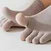 Chaussettes de femmes simples élasticité couleur solide mi-palmier cure de soins en intimes à cinq doigts séparateur