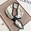 Luxury Spring Summer Ear Silk Scarf Women Randig Print Neckerchief Wrist Thandduk Korean Style Tie Bag Band Neck 2023 240428