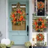 Decoratieve bloemen herfst kransen oogst deur krans kerst voor front festival viering pioen en pompoendecoratie home farmhous