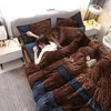 Sängkläder sätter 2024 Magic Fleece Set Winter Thick Däcke Cover Sheet Emitted Bed Fashion Color Constract Velvet Flannel King