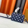 Sacchetto di tela capsule selvatica di luxurys designer lam sulla moda con chiusura a blocco della spalla per spalla da spalla da donna crossbody clutch retrò sdff