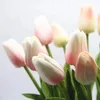 Fiori decorativi 20 pezzi e 2 colori per set di tulipano artificiale rosa chiaro e champagne per la decorazione del matrimonio interno