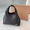 10a Quality Luxurys Lana 23 Designer Handbag Hands Fome Fomens Tote Sac Fashion Crossbody Sac Sacoche MAN Sacs Underar Sacs Sangle de voyage Bouchette Cosmetic Panier d'embrayage Cosmetic