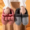 Pantoufles coton hommes couple en gros couple coréen version mignon chaussures en peluche