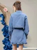 Vestidos de trabalho Design de flor romântica Terno de jeans azul 2024 Primavera e outono Sweet Jean Coat bainhas Mini-saia Conjunto de duas peças para mulheres
