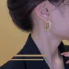 Charmsontwerper oorbellen Real Gold Pating zirkon letter d oorbellen mode sfeers atmosferische metalen studs gouden buckle eenvoudige oorbellen vrouwelijk 2024