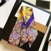 Novo designer projetado para feminino lenço de letra de moda cópia Bola de cachecol pacote de cabelo 100% Material de seda pacote 8*120