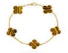 Linda e requintada pulseira de bracelete da família Gold High Four Folha Grass Cinco Flores Bracelete Naturais Fritillaria Red