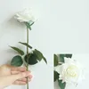 Fleurs décoratives 5pc Beau Silk Artificial Rose Wedding Home Decor Decor Long Bouquet Arrange Fake plante Présents de la Saint-Valentin
