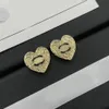 Boucles d'oreilles d'oreille de créateur Luxury Crystal Pearl Heart Star Slebing C Charm 18K Gol