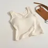 Tanks pour femmes Heliar Femmes Coton Cascater Tops with Bra Pad Tricoting Solid Crop Crop O-Leck Sans manches pour 2024 Summer
