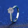 Bröllopsringar Neetim Real 3 karat Moissanite Womens Ring 925 Sterling Silver Round Sparkling Laboratory Diamond Engagement Gift Q240511