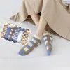 Frauen Socken 5 Paare Frauen hochwertiger Sommer Liebe Baumwolle festes Muster flaches College-Stil-Boot EU 35-39