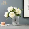 装飾的な花の白いバラ人工5頭の絹の牡丹の結婚式の花瓶家装飾花嫁ブーケクラフトギフト偽植物