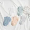 Kids Socken 5 Paare/Charge von 2-9 Jahren Baby Socken Sommer reines Baumwoll flach dünne Kinder Socken Solid Color Girl Mesh Netter Neugeborenen Jungen und Kleinkindsocken D240513