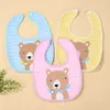 Bibs Burp Cloths Boys and Girls Nourning Bibs Soft Cotton Terproofr Drip Towels Matchs Animal coloré Baby Bibs Bustons Burp Vêtements D240513