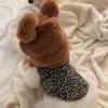 Odzież dla psa Pet Zimowy płaszcz z uroczym polarowym ubraniem ubrania ubrania ubrania pluszowe psy kamizelki na sznaucerze ubrania