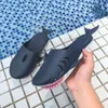 2024 Nieuwe luxe designer Dames Sandaal Zomer slippers voor mannen Paren Indoor Buitenhaai Glaasjes Groen Zwart Grijs Pink Dikke Dikke Soled Shoes Flat Sandals slippers