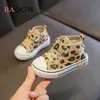 Tênis de tênis sapatos de garotas de outono leopardo crianças casuais botas de botas