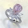 Кластерные кольца 2024 S925 Серебро Импортированное высокоуглеродное алмазное капля для цветочного кольца мода Сладкое стиль