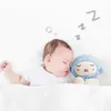 豪華な泥のカワウソのおもちゃと軽い漫画動物の赤ちゃんの睡眠音楽人形呼吸の動きと音楽240509