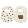 UDMQ Bibs Burp Tissu 2 pièces / Ensemble de Baby Bibs de coton pur NOUVEAU NOUVELLES Vêtements Bopu Nourchage pour enfants Boys et filles Salive Salive ACCESSOIRES D240513