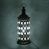 Bougends Style European Home Decoration Lantern Iron Vintage Solder Storm Hollow Table Lampe Artisanat Fournitures Ornements B