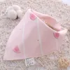 Bibs Burp Tissu de bandana Bib étanche à écharpe triangulaire de coton coton de coton de coton pour enfants bébé D240513