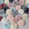 Flores decorativas Acessórios Vestido tecido com fita de cabeceira com fita de fita de casamentos decoração de cabelo de casamentos 10pcs pequenas multicamadas para