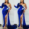 Plus Size One Shoulder Velvet Evening Dresses Thigh High Slit African Mermaid Prom Gowns Long Sleeve Women Red Carpet Celebrity Dress 186U