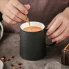 Tazze semplici retrò glassata pura tazza nera tazza di caffè in ceramica in ceramica con cucchiaio di coperchio carino e tazze regalo