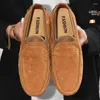 Casual Shoes Luxus Männerleder atmungsaktivem Sommer vielseitiger Moccasins Koreanische Laobers im koreanischen Stil