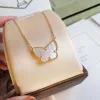 Vintage Lucky Pendant Necklace Designer 18K Geel Gold Ploated White Mother Pearl Butterfly Charm Korte keten Choker voor vrouwen sieraden