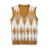 2024 Spring heren gekleurd v-hals gebreide vest losse paar mouwloze kam schoudertrui tank top paardenclip 210507