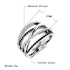 Anneaux de mariage Kinel Hot Cross Twisted Womens Ring Dinger Black and White Natural Zircon Micro pavé Gifts de bijoux exquis Q240511