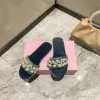 2024 Nowe mody damskie kapcie luksusowe aksamitne sandały perłowe modne buty letnie wysokiej jakości