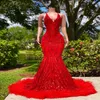 アラビアンセクシーな黒人少女マーメイドウエディングドレス2020赤色のスパンコールエレガントな後ろの羽のイブニングドレス