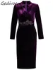 Robes décontractées Gedivoen Automne Fashion Designer Purple Luxury Velvet Robe Femme Ve Ve couche de diamant Sashes Buttocks Slit Slit Long