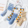 Frauen Socken 5 Paare Frauen hochwertiger Sommer Liebe Baumwolle festes Muster flaches College-Stil-Boot EU 35-39