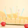 Gafflar 50st tecknad film engångsplastfrukt hem kök tillbehör parti levererar tandpetare pinnar