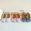 Baskets sirène fille princesse chaussures printemps / été nouvel enfant bouche peu profonde baby-cristal argent baby half sandals h240513