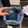 Femmes designer denim 24garbage sac à deux tons rayures de broderie file argent pièces de charme de charme